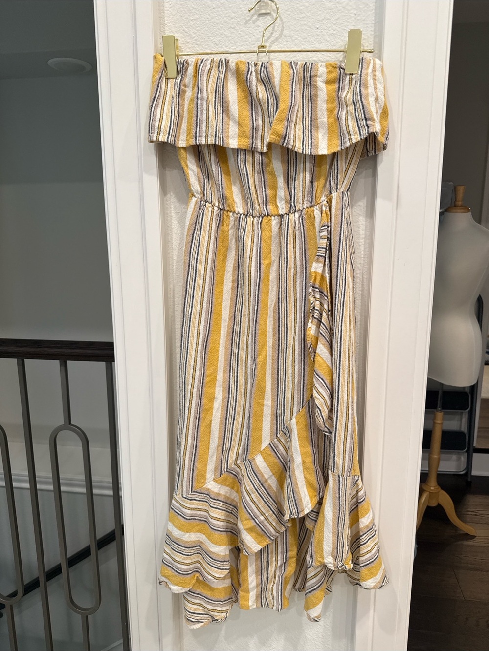 The Vanity Room Strapless Stripe High Low Midi Dress Size Medium Boho Ruffle Hem